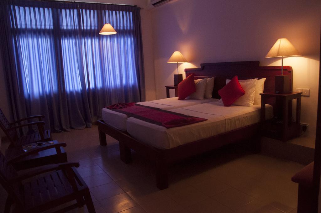 Hotel Lanka Super Corals Hikkaduwa Εξωτερικό φωτογραφία