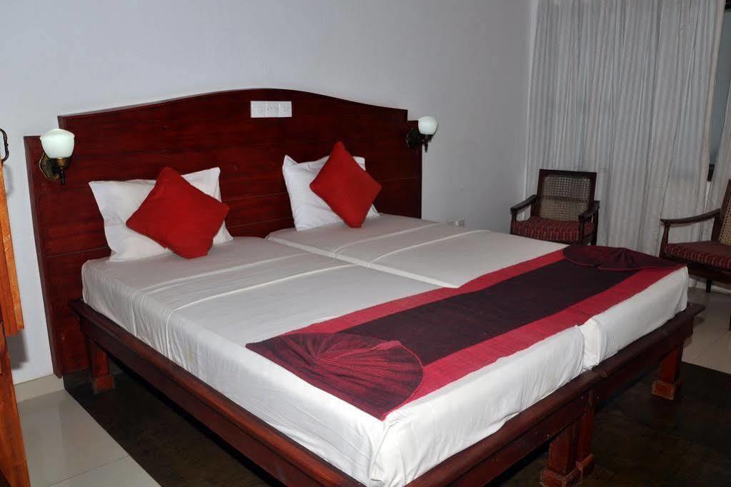 Hotel Lanka Super Corals Hikkaduwa Εξωτερικό φωτογραφία